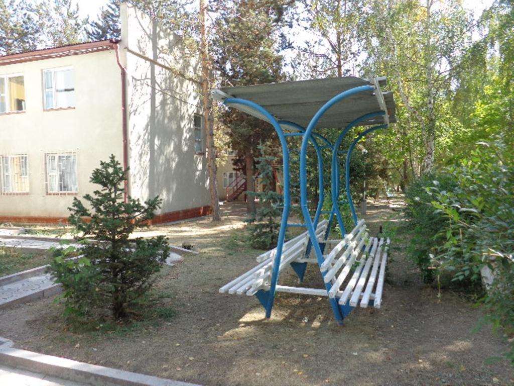 Chon-Sary-Oy Guest House At Do Altyn - Kum المظهر الخارجي الصورة
