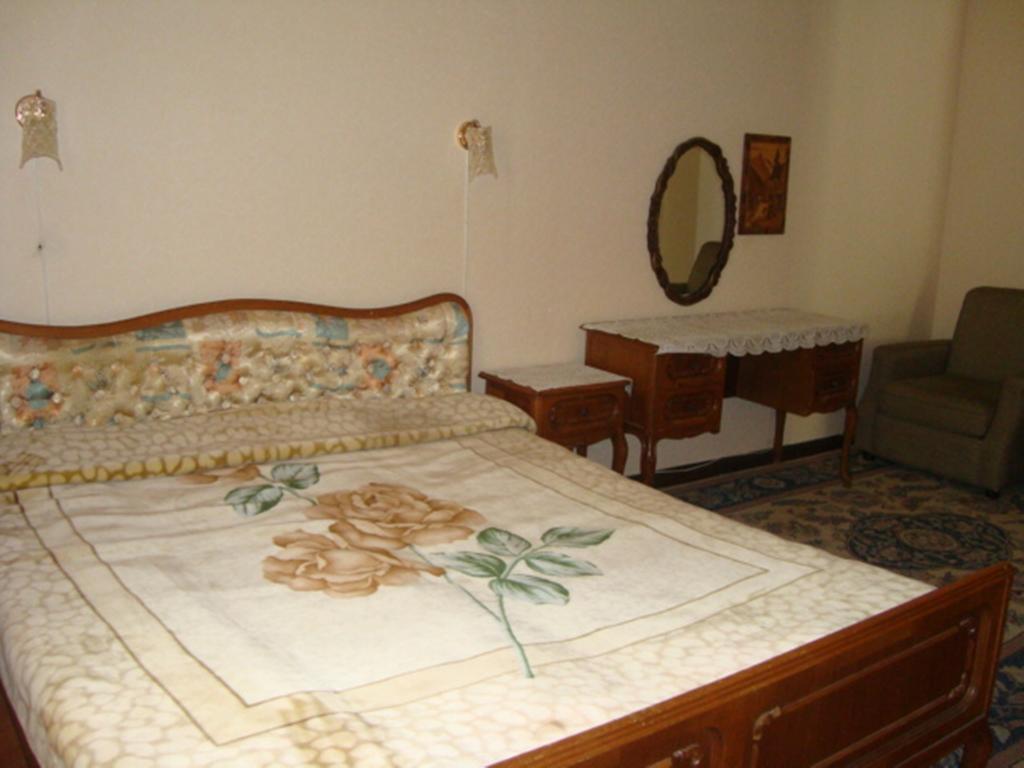 Chon-Sary-Oy Guest House At Do Altyn - Kum المظهر الخارجي الصورة